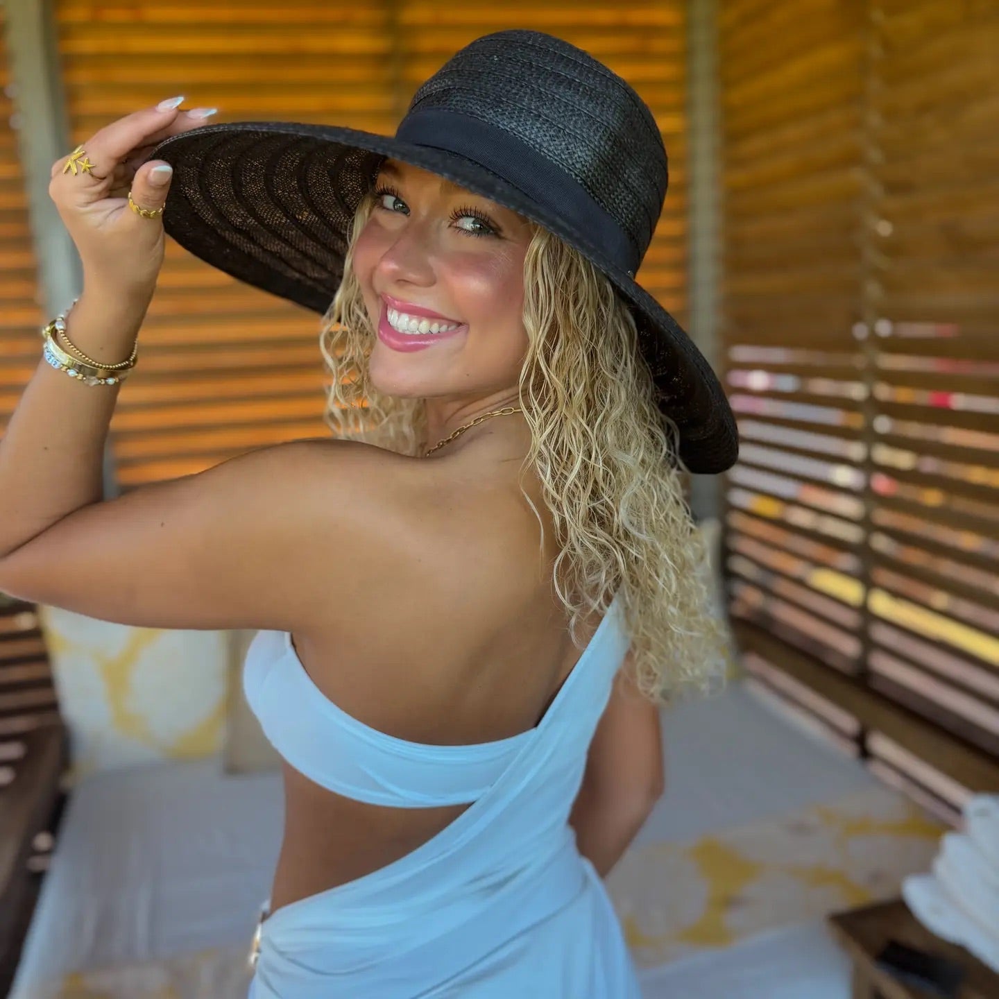 CC Straw Tie Band Beach Hat